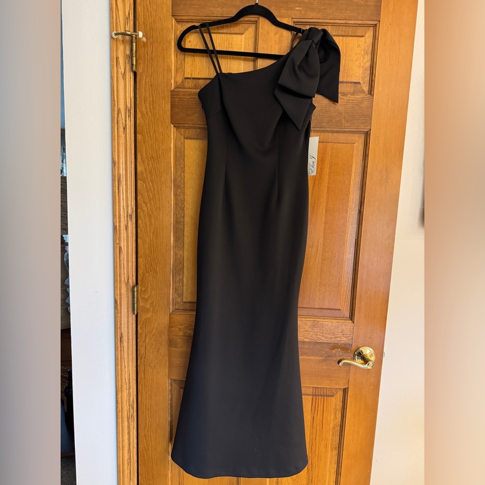 Eliza J Black Asymmetrical Ruffled One Shoulder Dress